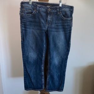 Women’s Silver Capris. Size 31.